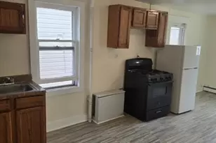 310 E Jersey St, Elizabeth, NJ 07206 - Photo 2