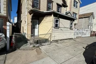 310 E Jersey St, Elizabeth, NJ 07206 - Photo 1