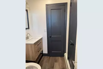 27 Emerald St, Hackensack, NJ 07601 - Photo 6