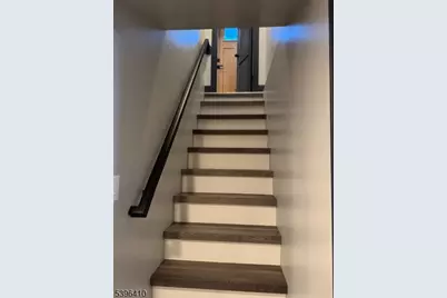 27 Emerald St, Hackensack, NJ 07601 - Photo 18