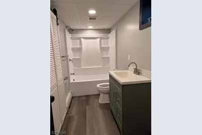 27 Emerald St, Hackensack, NJ 07601 - Photo 26