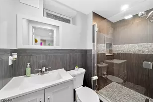 24 Leah Way, Parsippany, NJ 07054 - Photo 12