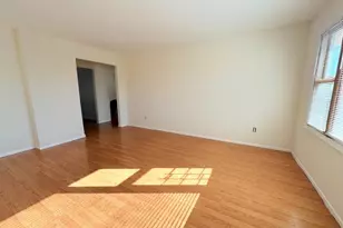 460 New York Ave, Elizabeth, NJ 07202 - Photo 2