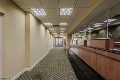 198 Jefferson St, Newark, NJ 07105 - Photo 4