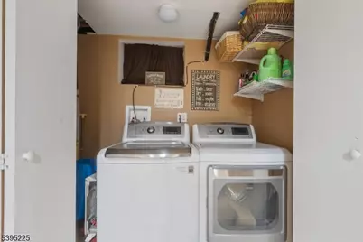 239 Lexington Ave, Paterson, NJ 07502 - Photo 32