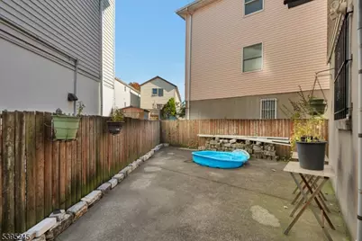 4 Saint Francis St, Newark, NJ 07105 - Photo 20