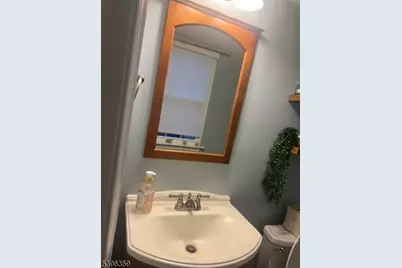 199 Hyde Park Rd, Franklin Township, NJ 08873 - Photo 8