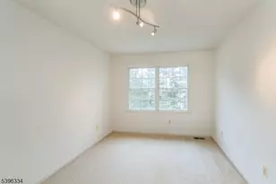 91 Rhyan Dr, Parsippany, NJ 07054 - Photo 26