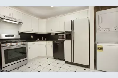 23 Karam Cir #23, West Orange Township, NJ 07052 - Photo 10