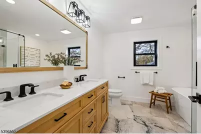 230 Pinehurst Ave, Scotch Plains Township, NJ 07076 - Photo 24