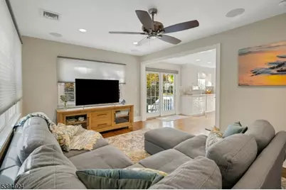 45 E Reid Pl, Verona Twp., NJ 07044 - Photo 18