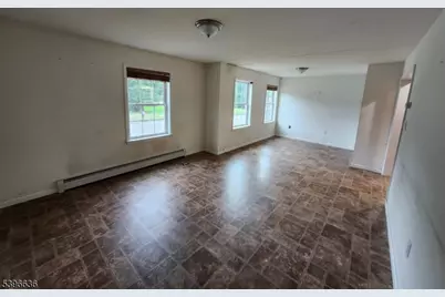 128 Big Piece Rd, Fairfield Twp., NJ 07004 - Photo 10
