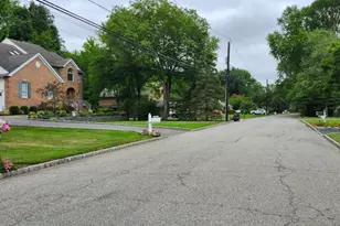 128 Big Piece Rd, Fairfield Twp., NJ 07004 - Photo 2