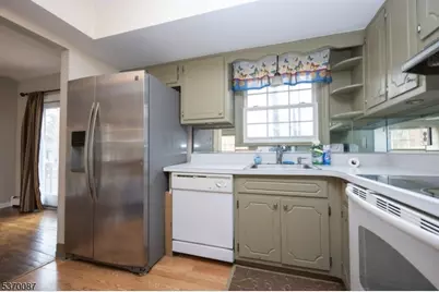 27 High Crest Dr, Vernon Twp., NJ 07419 - Photo 6