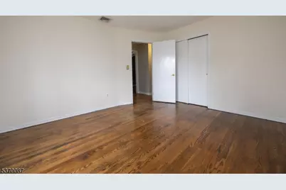 27 High Crest Dr, Vernon Twp., NJ 07419 - Photo 8