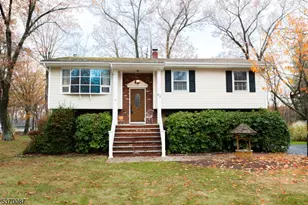 27 High Crest Dr, Vernon Twp., NJ 07419 - Photo 2