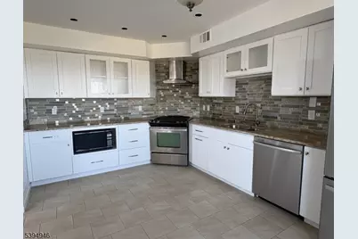 4 Vista Ln, Bethlehem Township, NJ 08804 - Photo 6