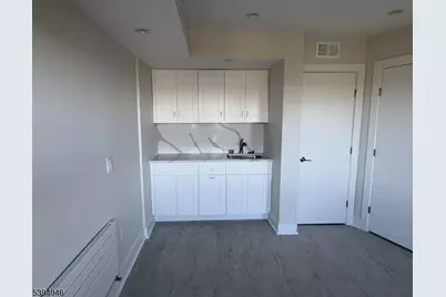 4 Vista Ln, Bethlehem Township, NJ 08804 - Photo 12