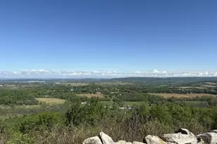 4 Vista Ln, Bethlehem Township, NJ 08804 - Photo 2