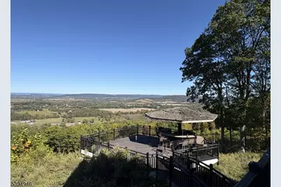 4 Vista Ln, Bethlehem Township, NJ 08804 - Photo 1