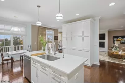 28 Metzger Dr #28, West Orange Township, NJ 07052 - Photo 8