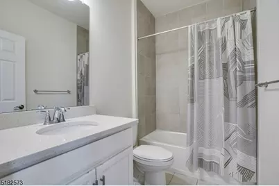 24 Braeburn Ct, Livingston Twp., NJ 07039 - Photo 22