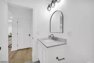 22 Brookside Pl, Livingston, NJ 07039 - Photo 34