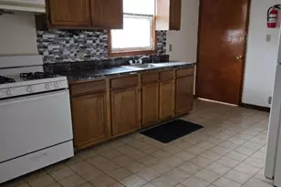 1081 Stuyvesant Ave., Union Township, NJ 07083 - Photo 2