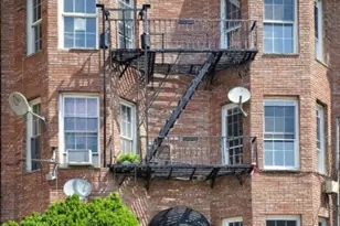 130 45th St, Union City, NJ 07087 - Photo 2