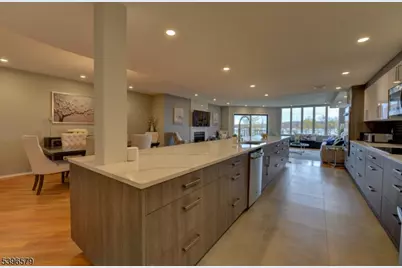 1360 Hamburg Tpke #104, Wayne, NJ 07470 - Photo 10