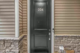 204 Honeysuckle Ln, Warren Township, NJ 07059 - Photo 4