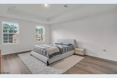 204 Honeysuckle Ln, Warren Township, NJ 07059 - Photo 18