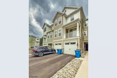 204 Honeysuckle Ln, Warren Township, NJ 07059 - Photo 2