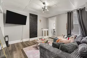 14 Crown St, Bloomfield, NJ 07003 - Photo 20