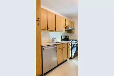 39 Sandra Circle #B 4, Westfield, NJ 07090 - Photo 8