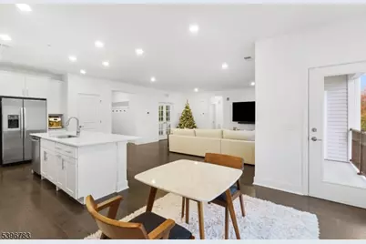 11 Veterans Way #132, Morris Plains, NJ 07950 - Photo 1