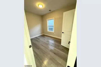 626 S 20th St #3, Newark, NJ 07103 - Photo 6