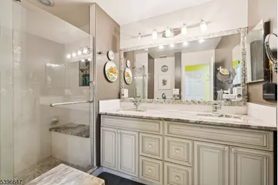 26 Kent Dr, Roseland, NJ 07068 - Photo 12