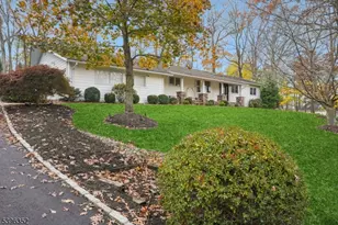 4 Sheffield Ct, Livingston, NJ 07039 - Photo 1
