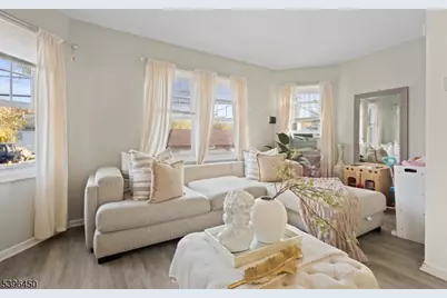 33 Lafayette St, Orange, NJ 07050 - Photo 2