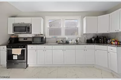 33 Lafayette St, Orange, NJ 07050 - Photo 24