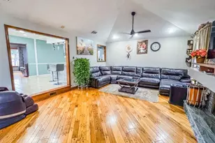 617 Sycamore St, Paramus, NJ 07652 - Photo 22