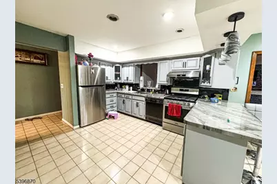 617 Sycamore St, Paramus, NJ 07652 - Photo 24