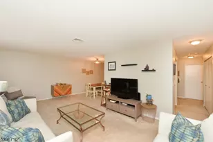 50 Rock Rd, Hawthorne, NJ 07506 - Photo 6