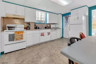 12 Lincoln Ave, Dover, NJ 07801 - Photo 8