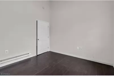 932 Wheatsheaf Rd, Roselle, NJ 07203 - Photo 36