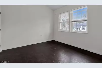 932 Wheatsheaf Rd, Roselle, NJ 07203 - Photo 34