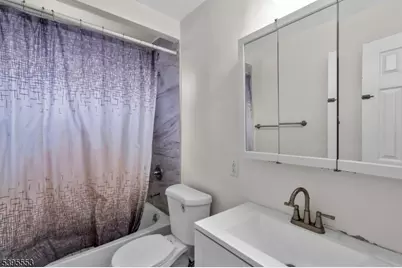 932 Wheatsheaf Rd, Roselle, NJ 07203 - Photo 24