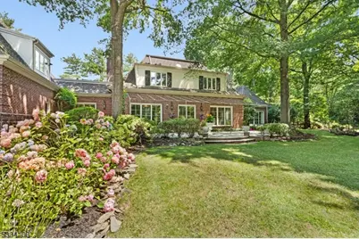 2 Canoe Ln, Roseland, NJ 07068 - Photo 26