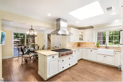 2 Canoe Ln, Roseland, NJ 07068 - Photo 8